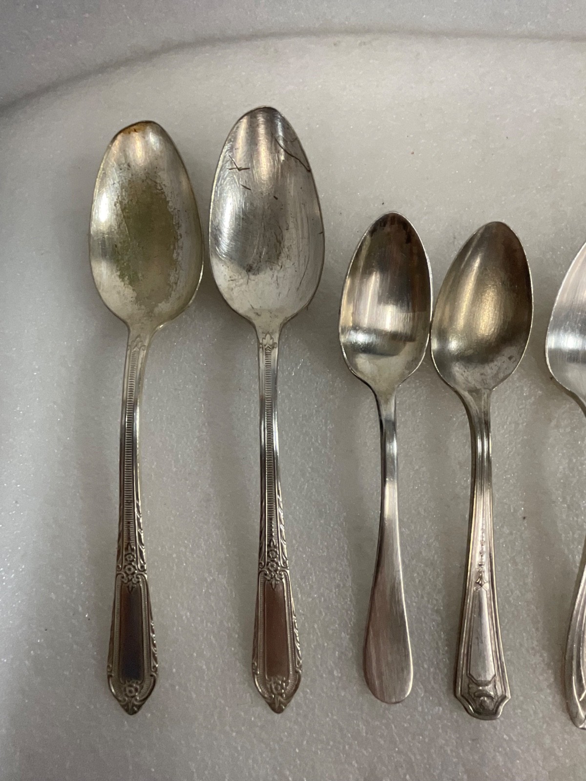 Mixed Silver Plate Spoon Lot 8pc Wm Rogers 1847 Niagara Carlton 5-6in - Image 2