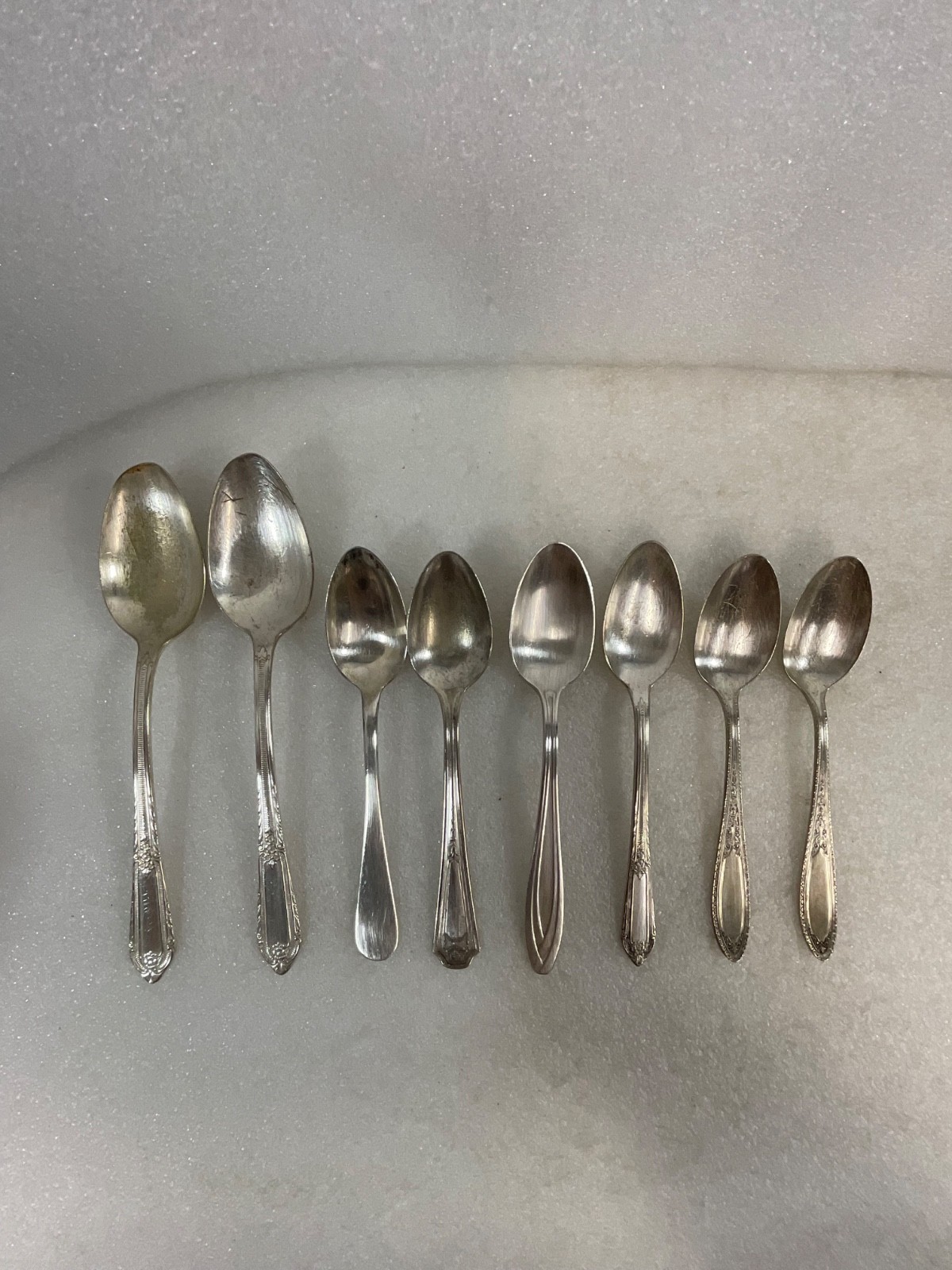 Mixed Silver Plate Spoon Lot 8pc Wm Rogers 1847 Niagara Carlton 5-6in - Image 1
