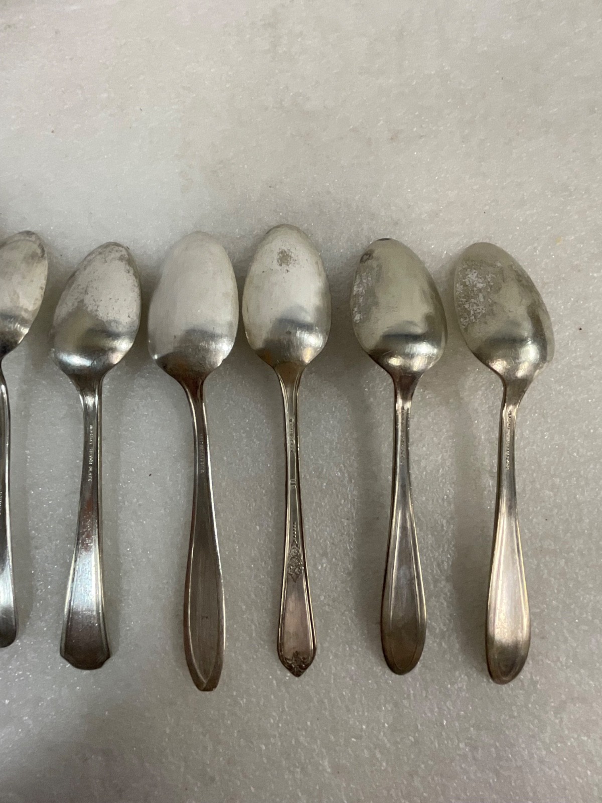 Mixed Silver Plate Spoon Lot 8pc Wm Rogers 1847 Niagara Carlton 5-6in - Image 7