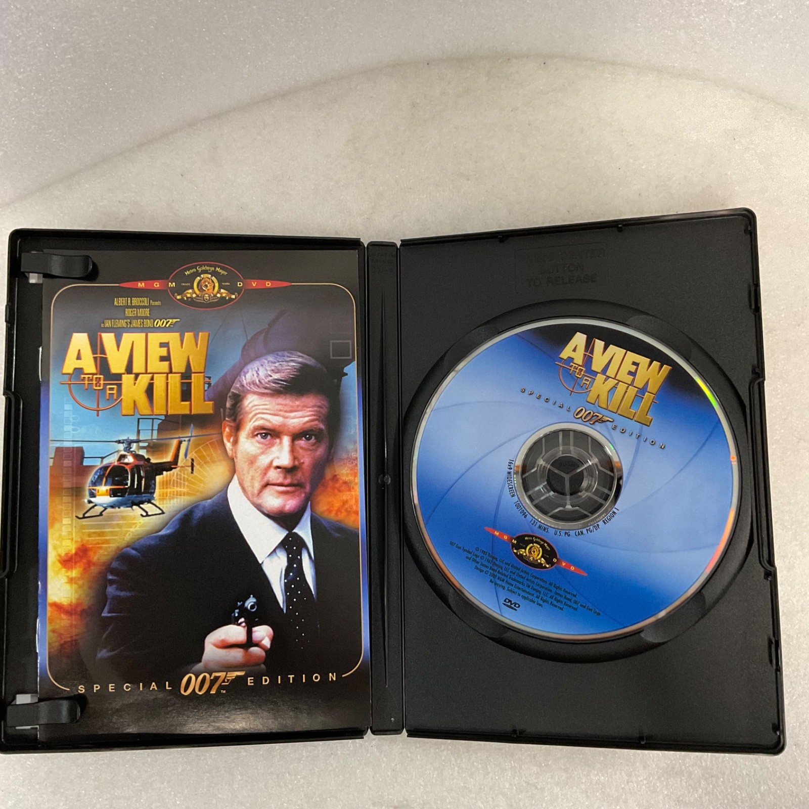 A View To A Kill DVD Special 007 Edition Roger Moore Walken Widescreen - Image 10