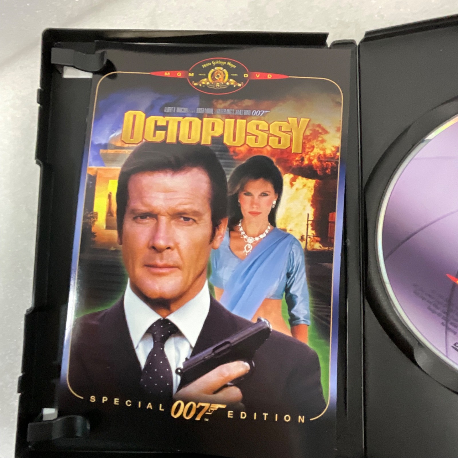 Octopussy DVD Special 007 Edition Widescreen Roger Moore James Bond - Image 9