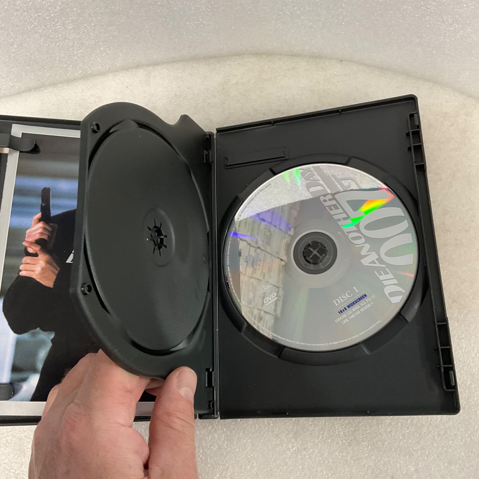 Die Another Day DVD 2-Disc Widescreen Special Edition Pierce Brosnan - Image 11