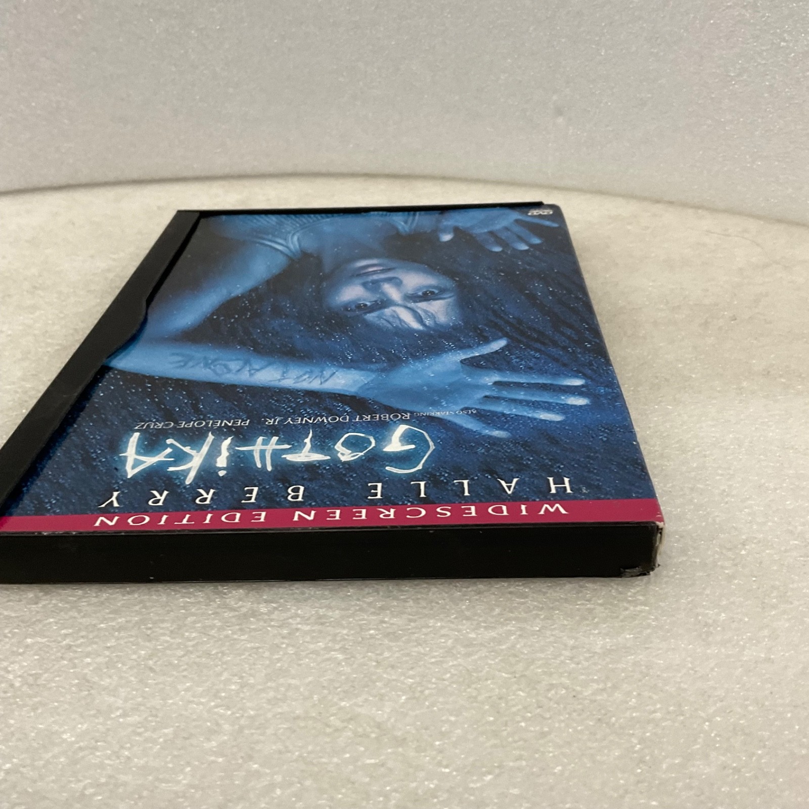 Gothika DVD Widescreen Edition Halle Berry Robert Downey Jr Penelope Cruz - Image 9