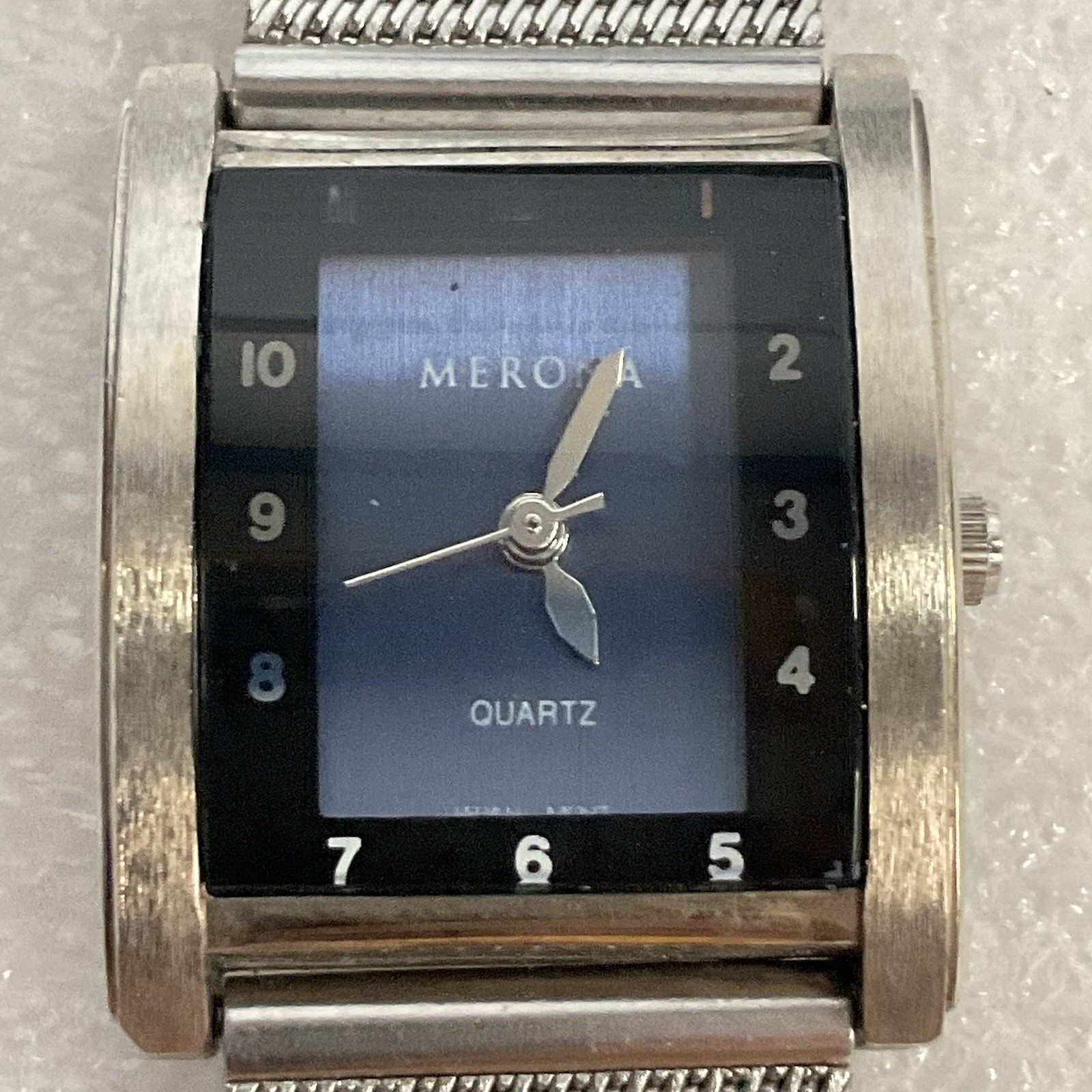 Merona Quartz Watch M2455QB Analog Hands Semi Circle Rectangular Case - Image 4