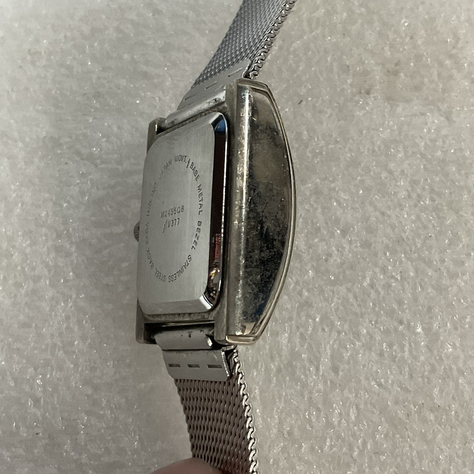 Merona Quartz Watch M2455QB Analog Hands Semi Circle Rectangular Case - Image 10