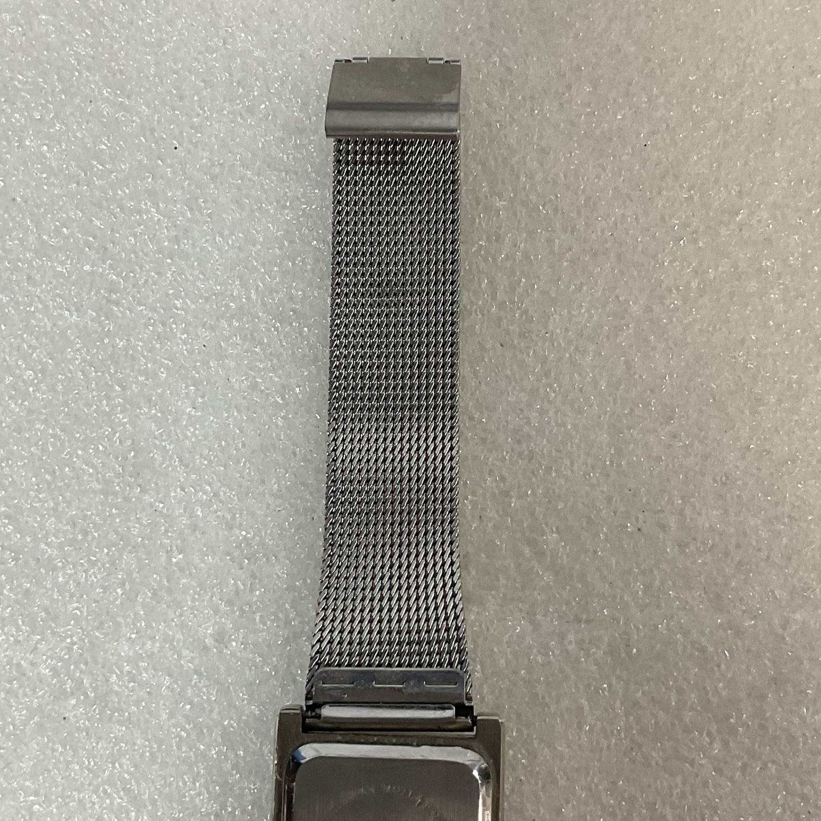 Merona Quartz Watch M2455QB Analog Hands Semi Circle Rectangular Case - Image 11