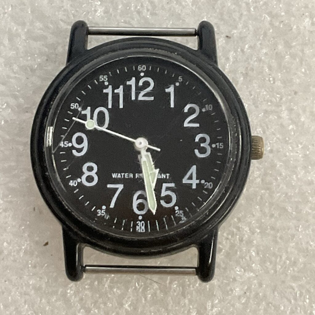Quintel Watch Quartz Analog Hands V-202 No Band - Image 1