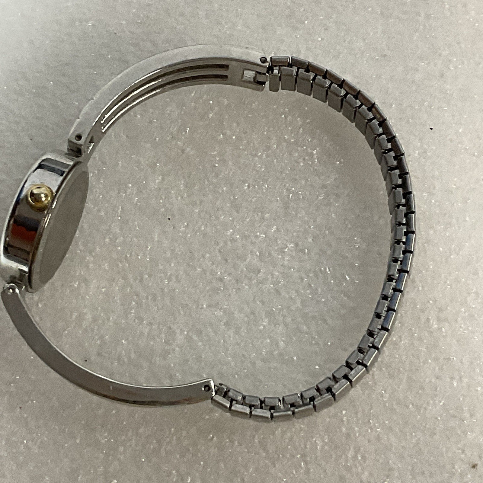 Geneva Women’s Watch Apologies White Face Silver Tone Case & Band B99-06 - Image 4