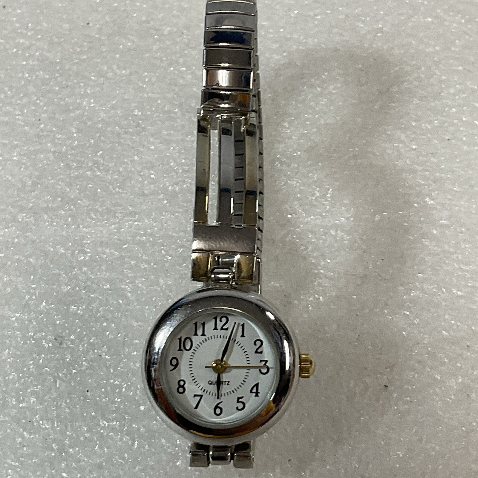 Geneva Women’s Watch Apologies White Face Silver Tone Case & Band B99-06 - Image 2