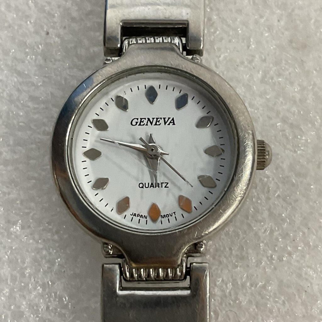 Geneva Watch Womens Metal Band White Dial Silver Color - Image 1