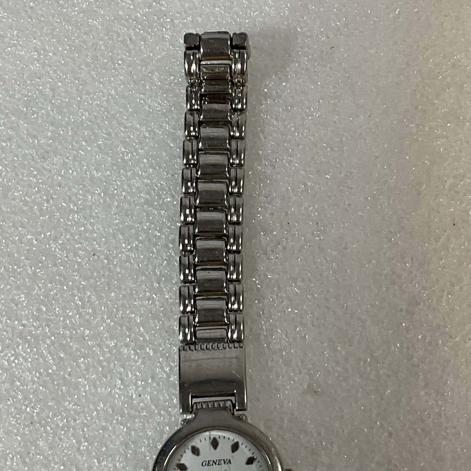 Geneva Watch Womens Metal Band White Dial Silver Color - Image 14