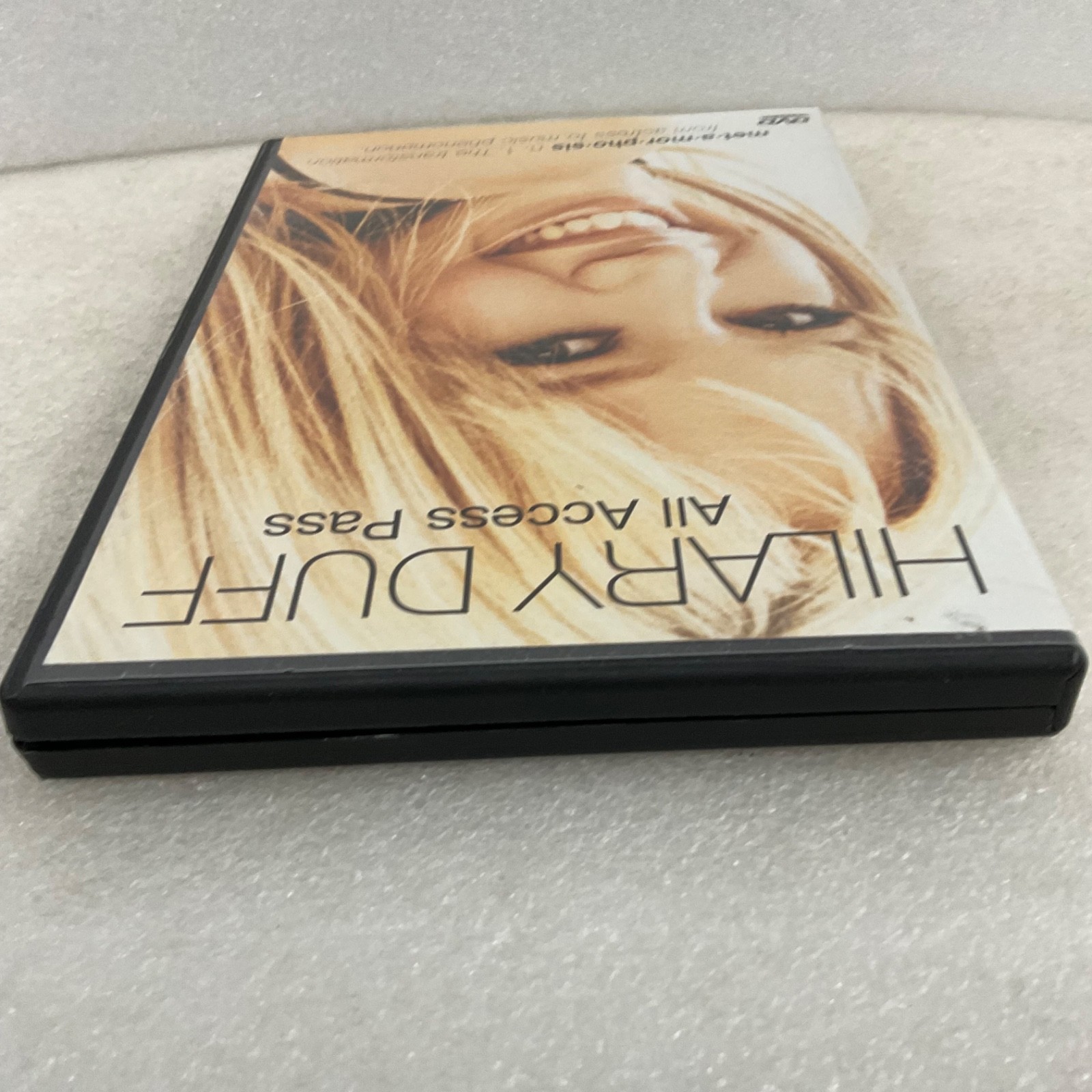 Hilary Duff All Access Pass DVD 2003 Music Videos Behind The Scenes - Image 9