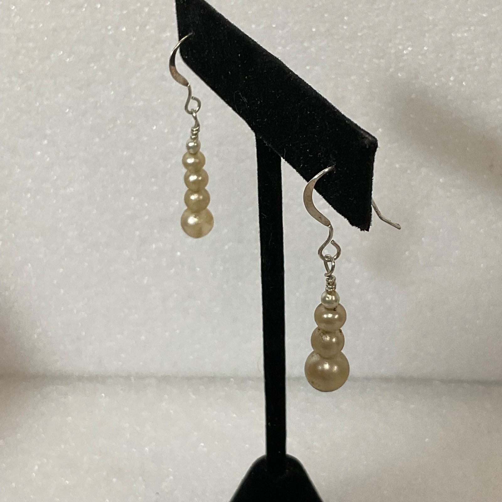 1.5in Pearl Bead Dangle Earrings Silver Tone Hooks Lightweight Classic Style - Image 2