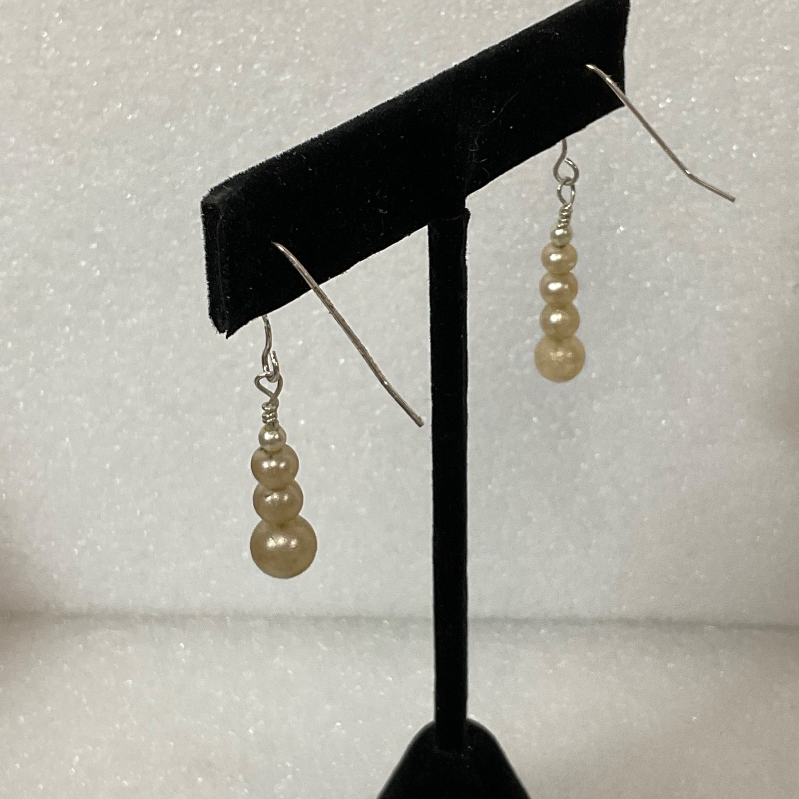 1.5in Pearl Bead Dangle Earrings Silver Tone Hooks Lightweight Classic Style - Image 3