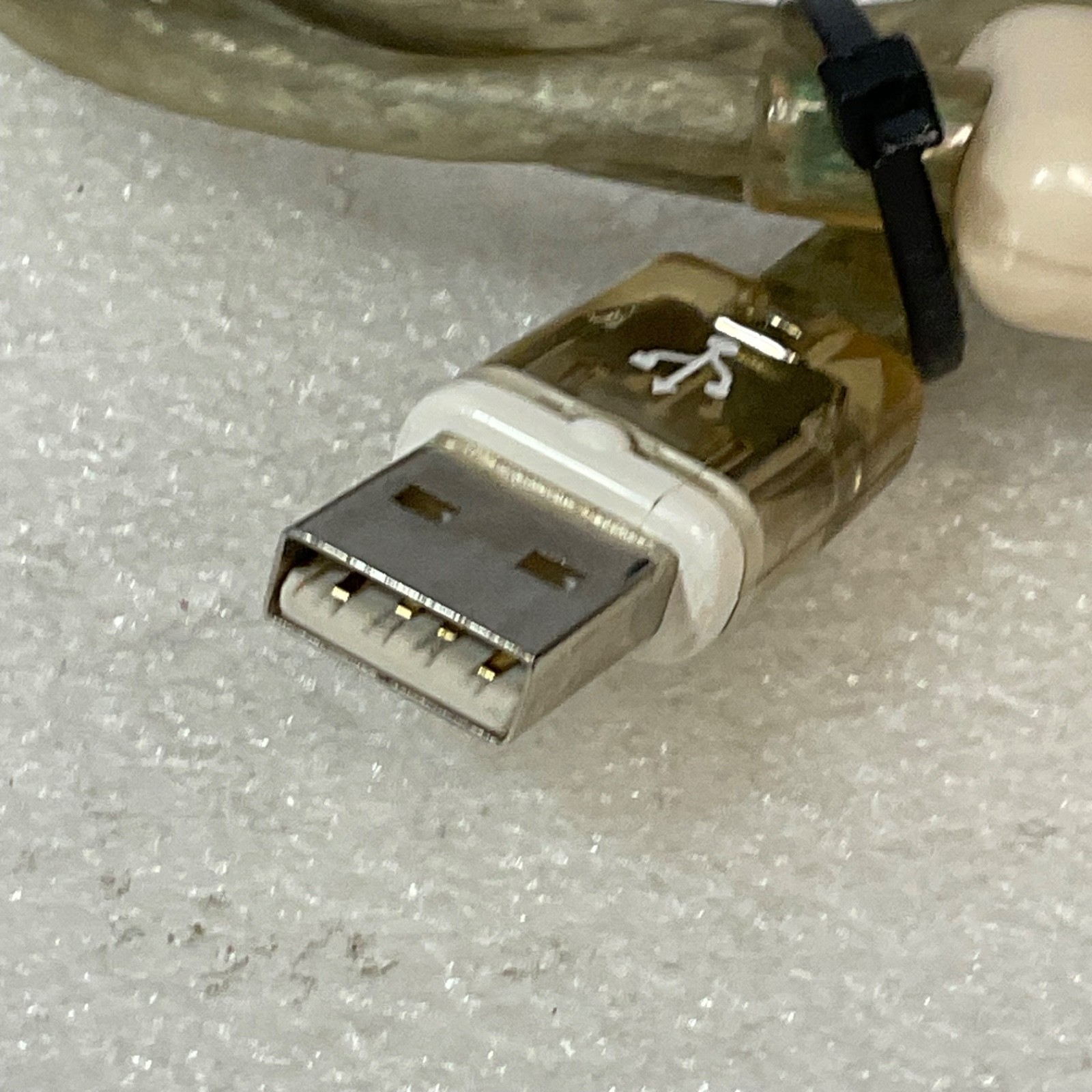 USB A Male to USB A Female Extension Cable Translucent Beige 40 in - Image 2
