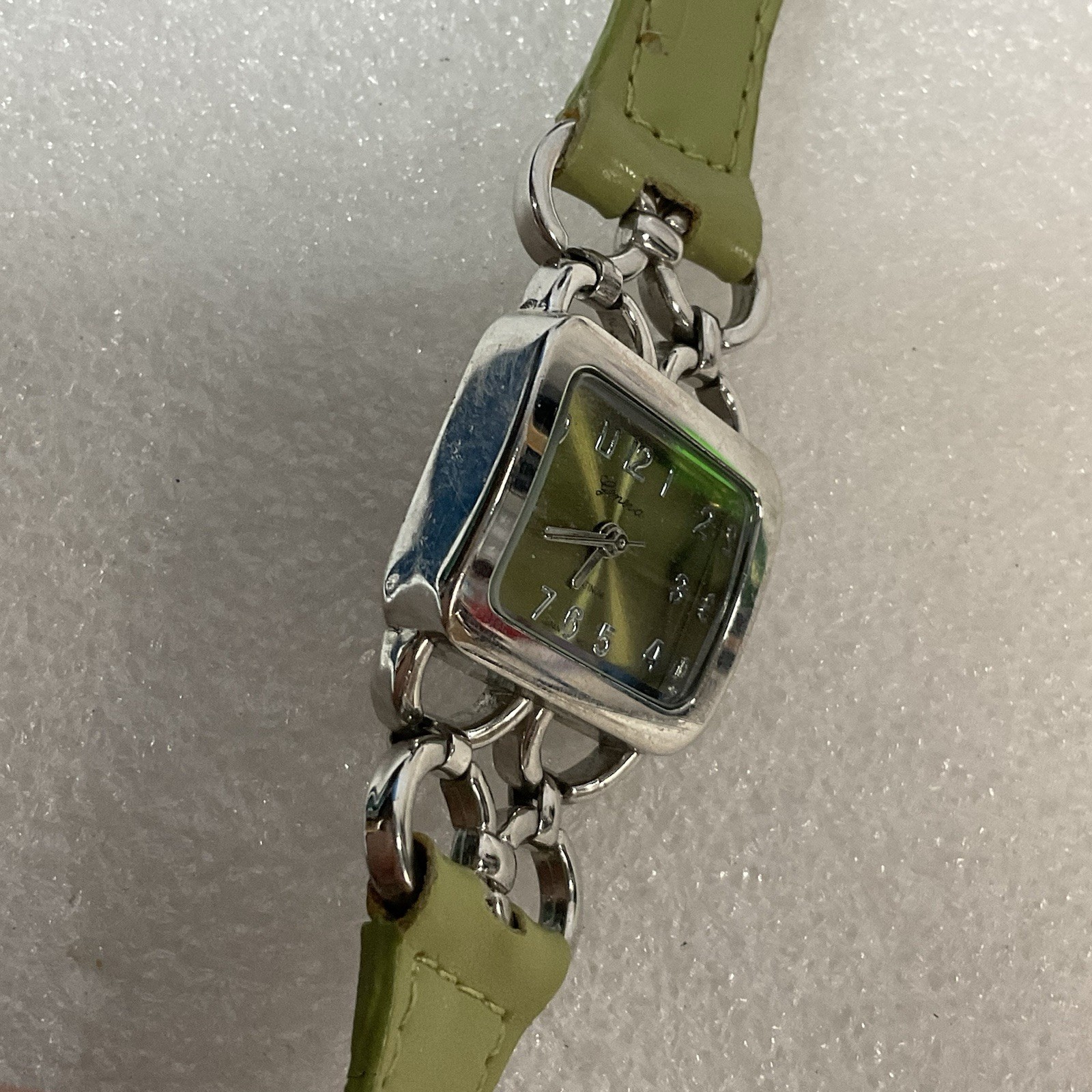 Geneva Platinum No 5398 Watch Leather Metal Band Analog Metallic Green Dial - Image 9