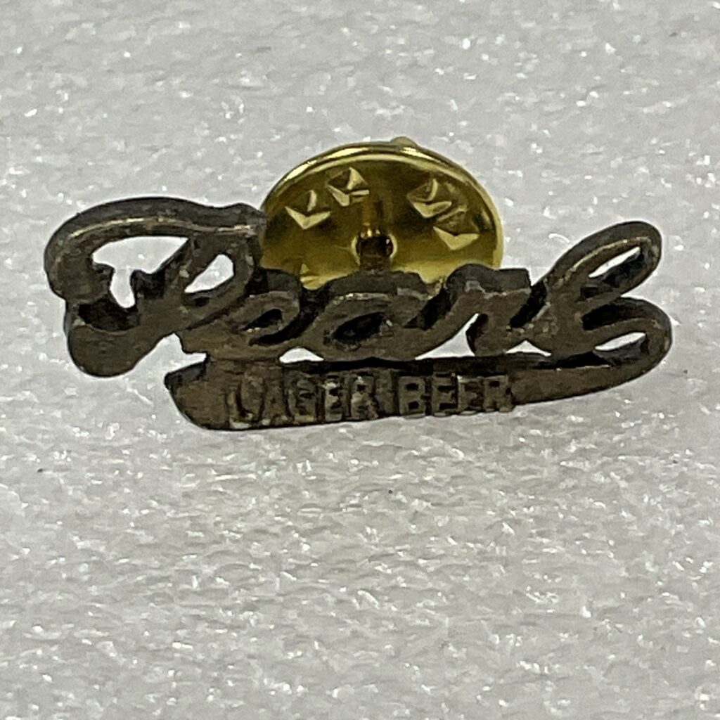 Vintage Pearl Lager Beer 1” Metal Pin Pinback GnuCollectibles - Image 1