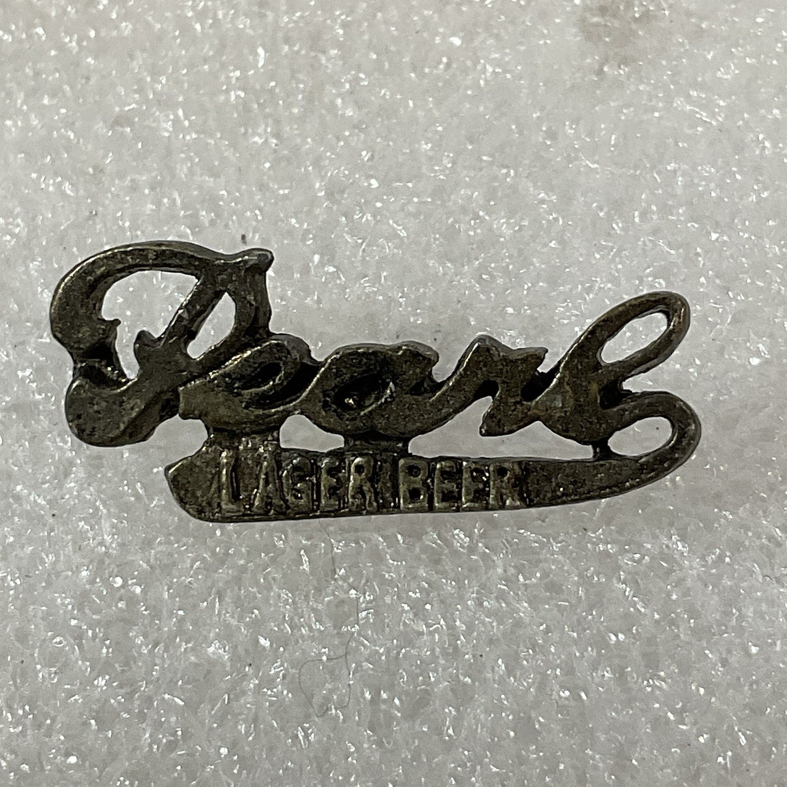 Vintage Pearl Lager Beer 1” Metal Pin Pinback GnuCollectibles - Image 2