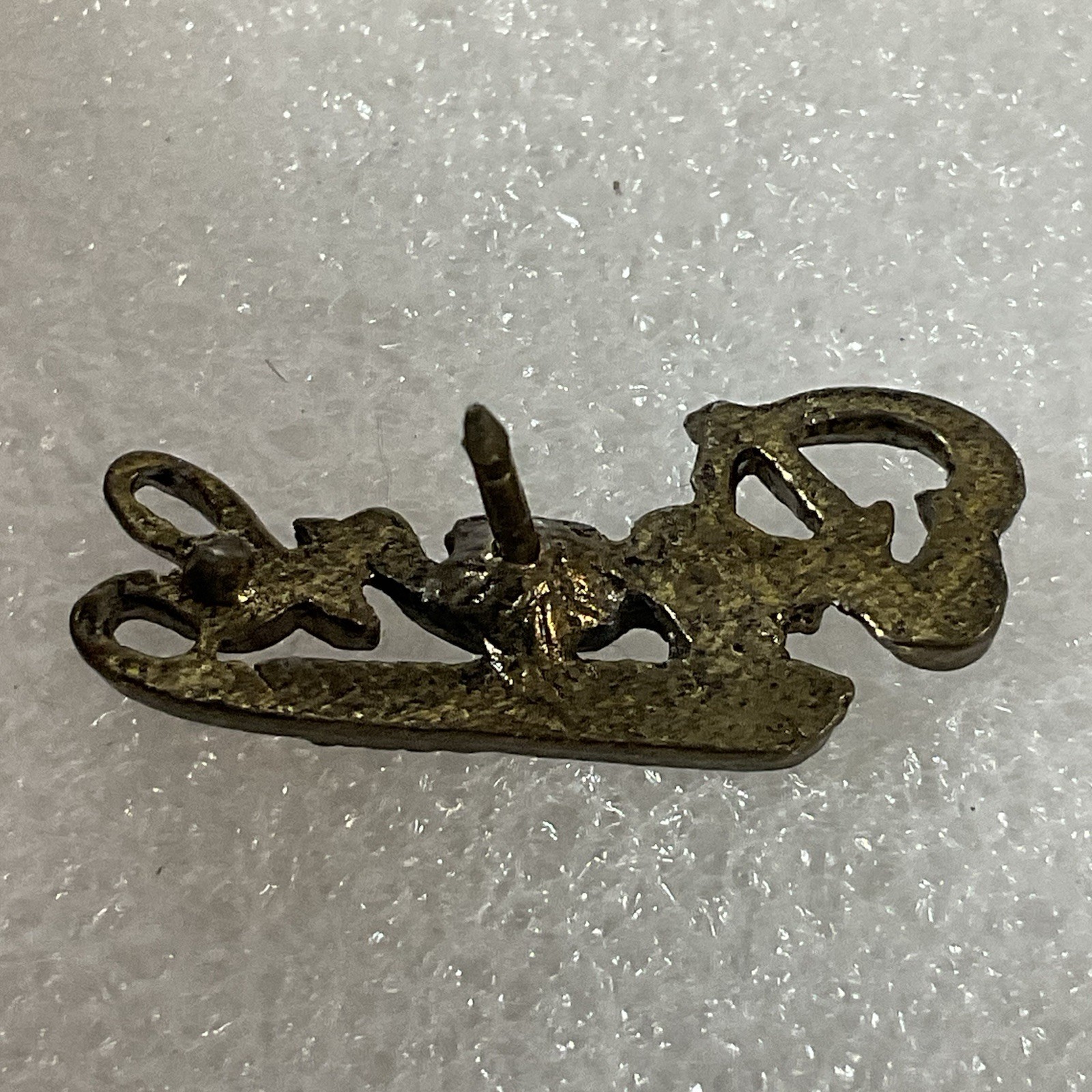 Vintage Pearl Lager Beer 1” Metal Pin Pinback GnuCollectibles - Image 3