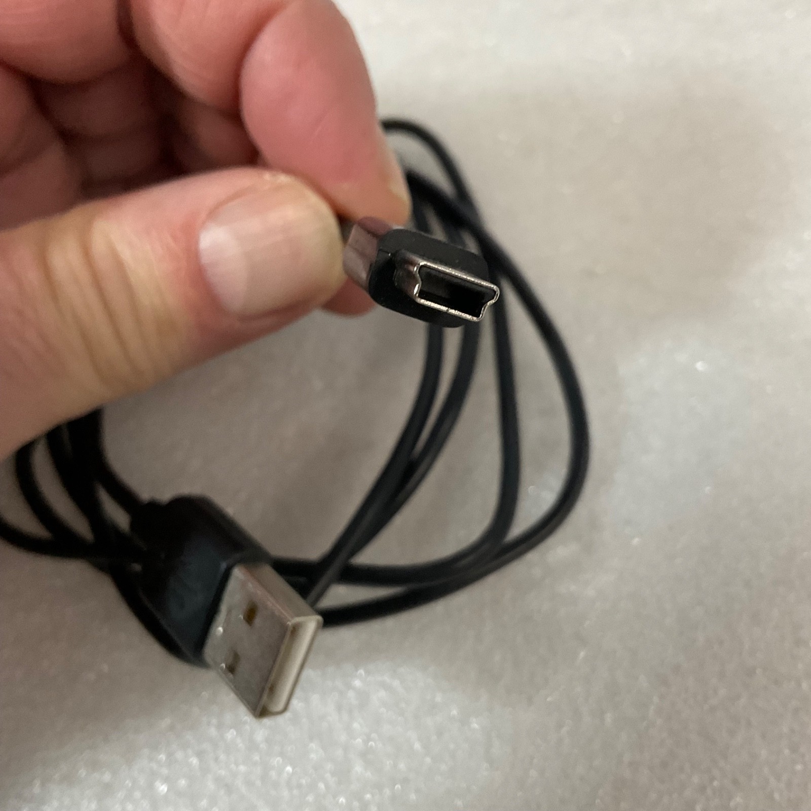 48 in USB A to Micro USB Cable Black - Image 3