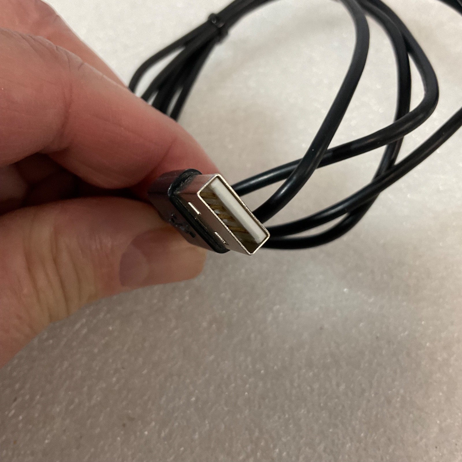 48 in USB A to Micro USB Cable Black - Image 2