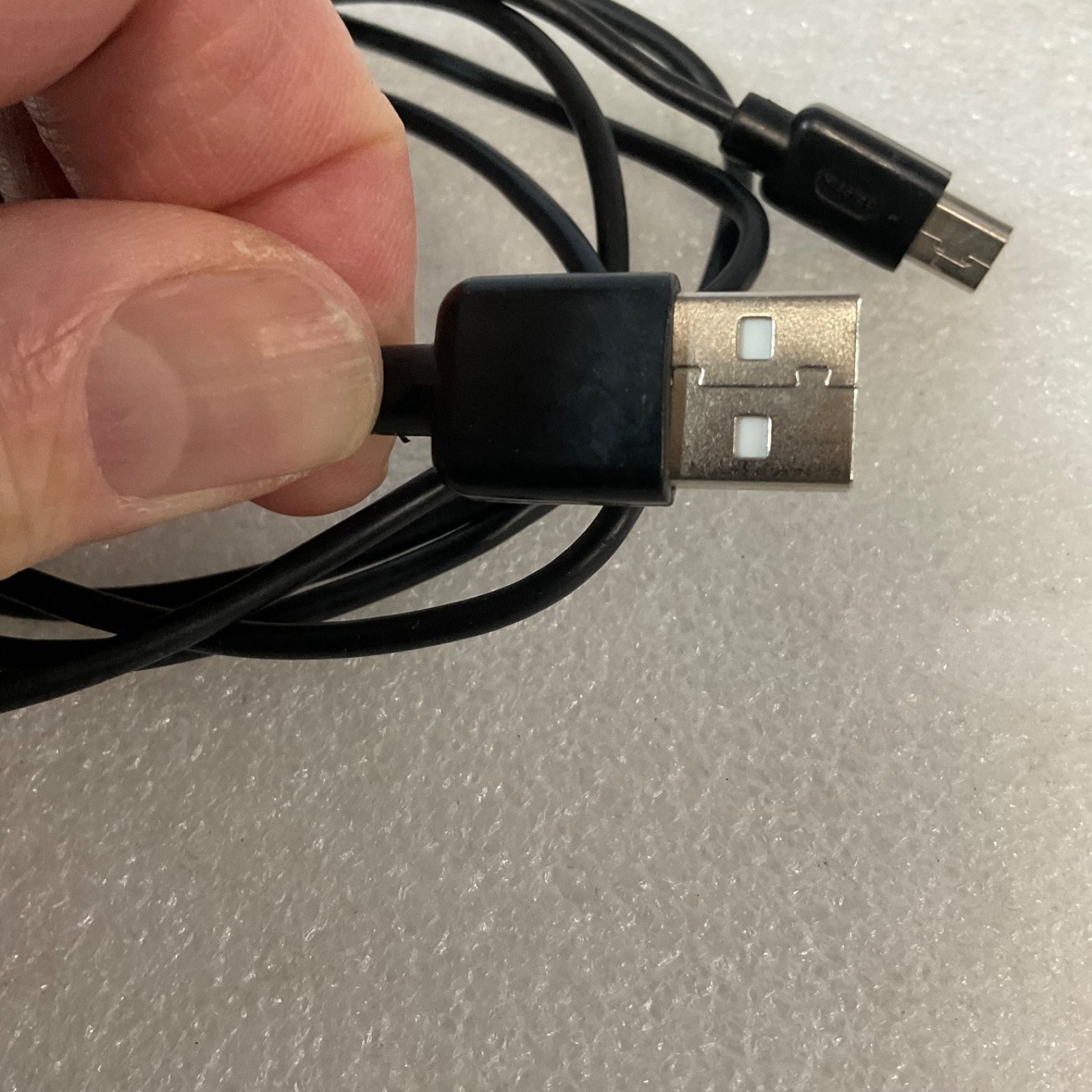48 in USB A to Micro USB Cable Black - Image 7