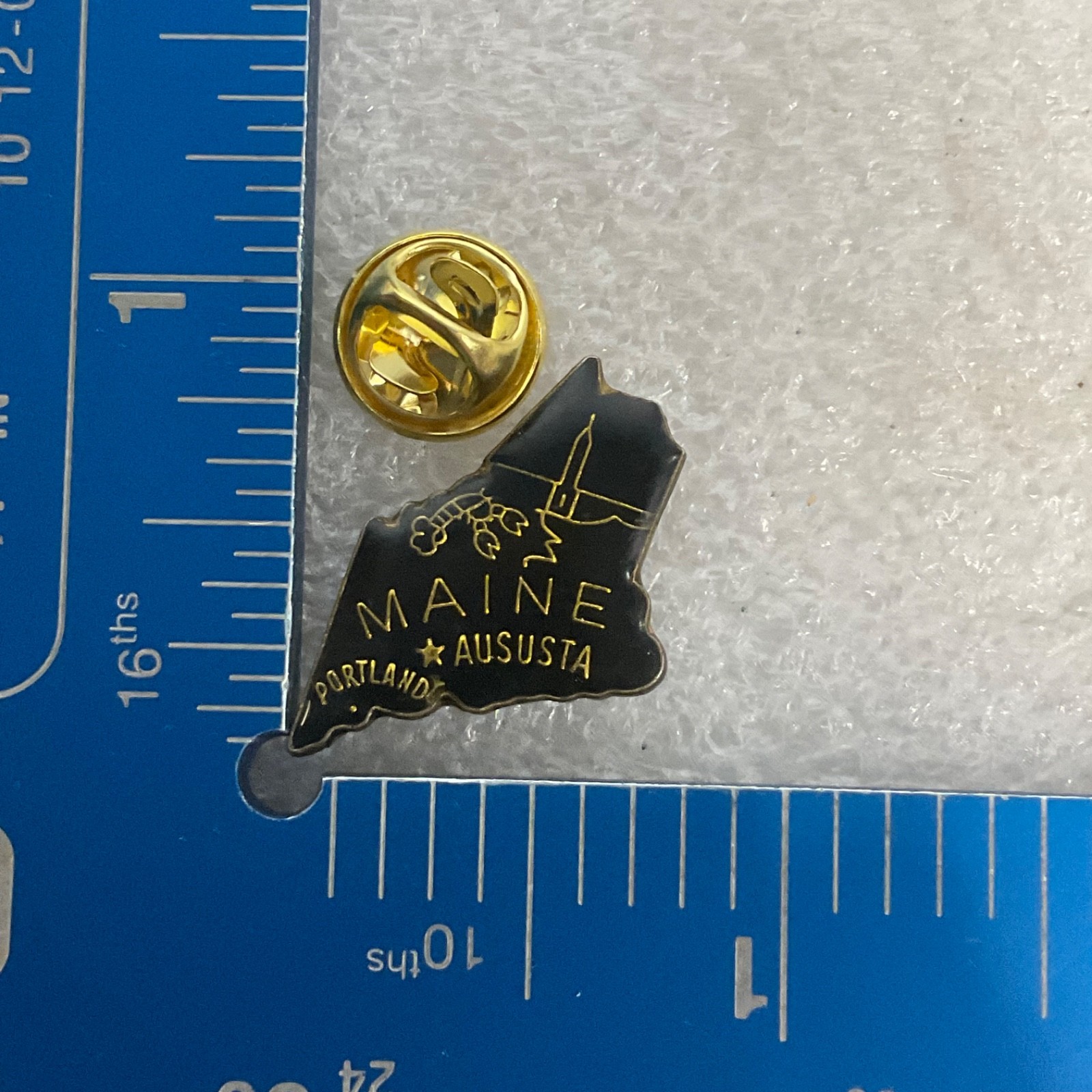 Vintage Maine State Pin Black Enamel Gold Tone Lobster Design 1in Souvenir - Image 7