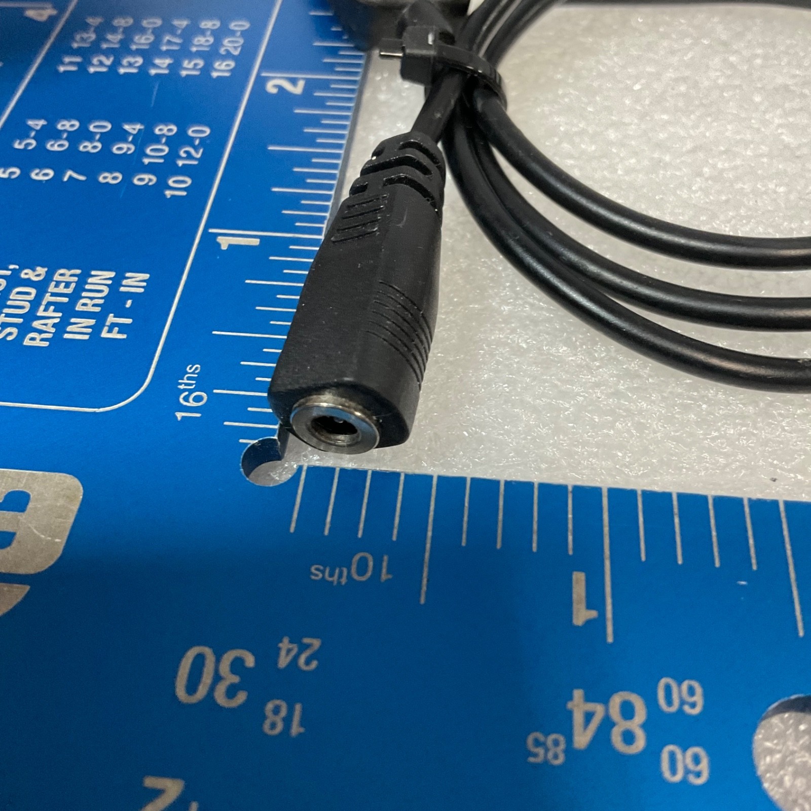 USB Type A Male to DC Barrel Jack Female Power Cable 24 in - Image 7