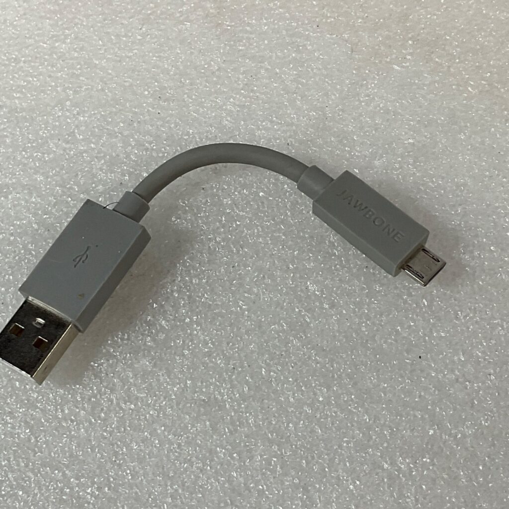 Jawbone USB-A to Micro USB Short Cable Gray 3 in - Image 1