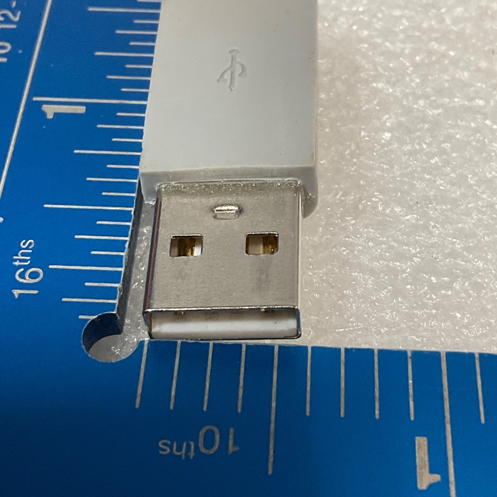 Jawbone USB-A to Micro USB Short Cable Gray 3 in - Image 7