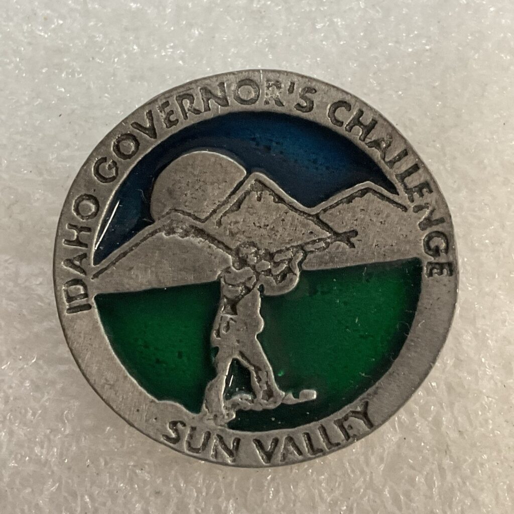 Sun Valley Idaho Govenor's Challenge 1.25" Metal Pin Pinback Rifle - Image 1