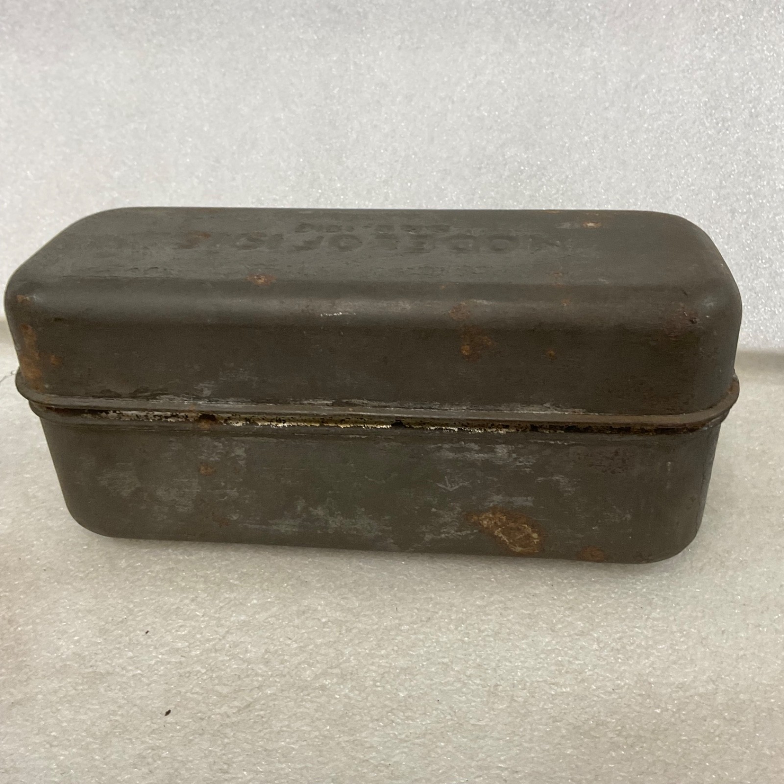 Model of 1916 Embossed Metal Storage Tin Box Case 7 in - Image 5