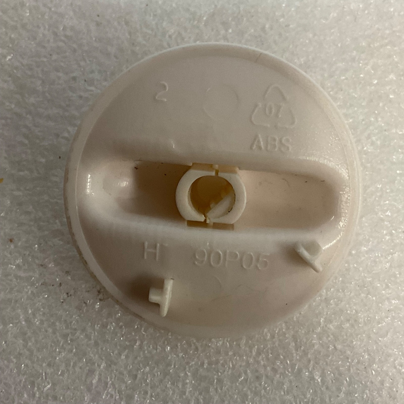 Lot of 3 White Appliance Control Knobs Plastic Mixed Styles 1.75 in - Image 9