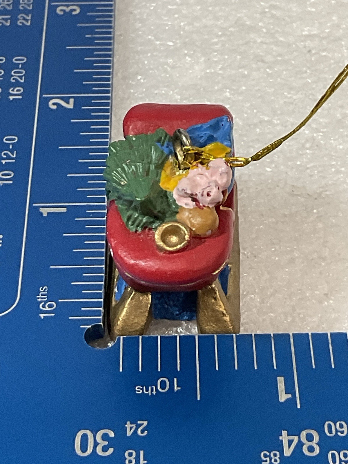 Vintage Hand Painted Resin Miniature Santa’s Sleigh With Gifts Ornament 1.5” - Image 10