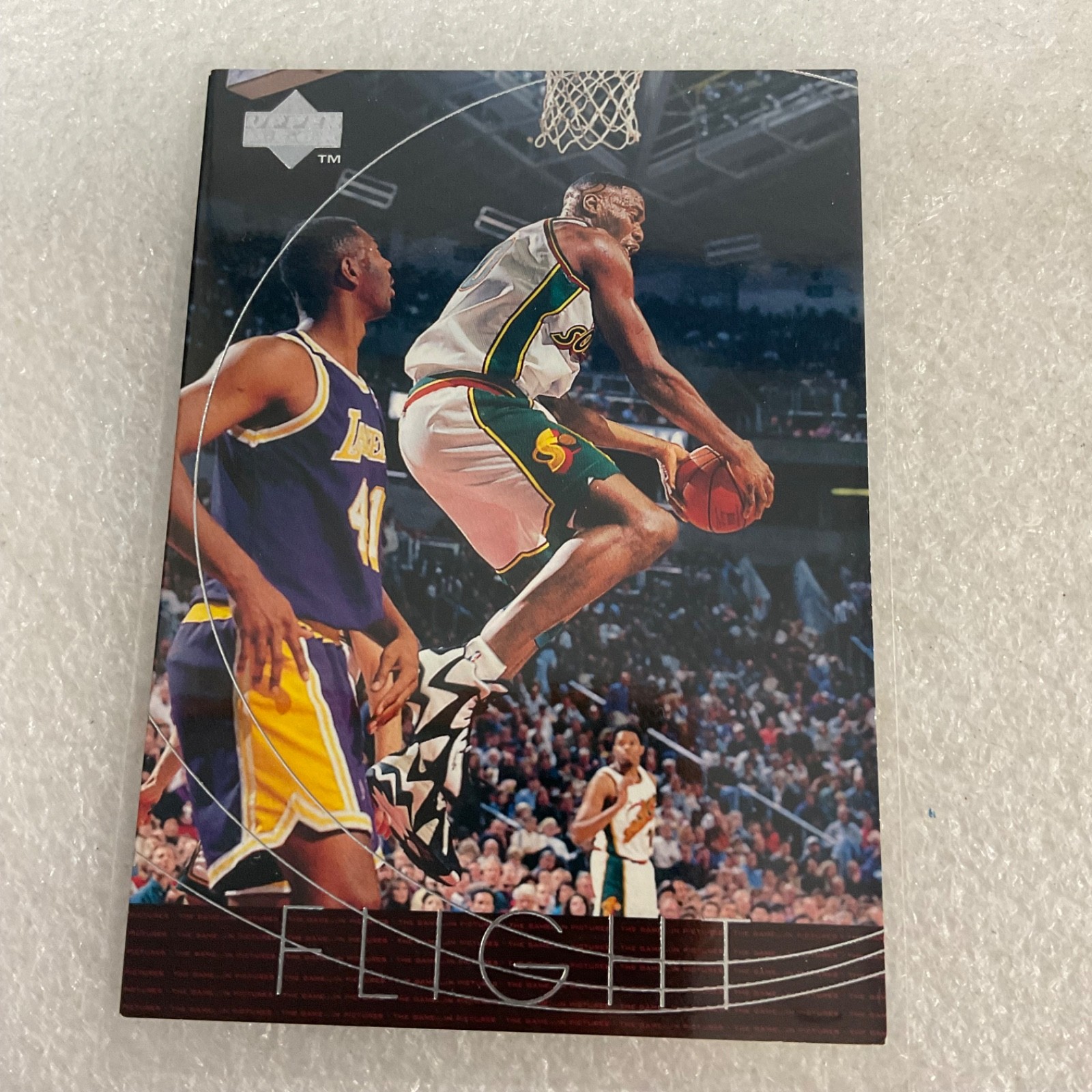 1990s Upper Deck Fleer NBA 10 Card Lot Kemp Mourning Brandon - Image 10