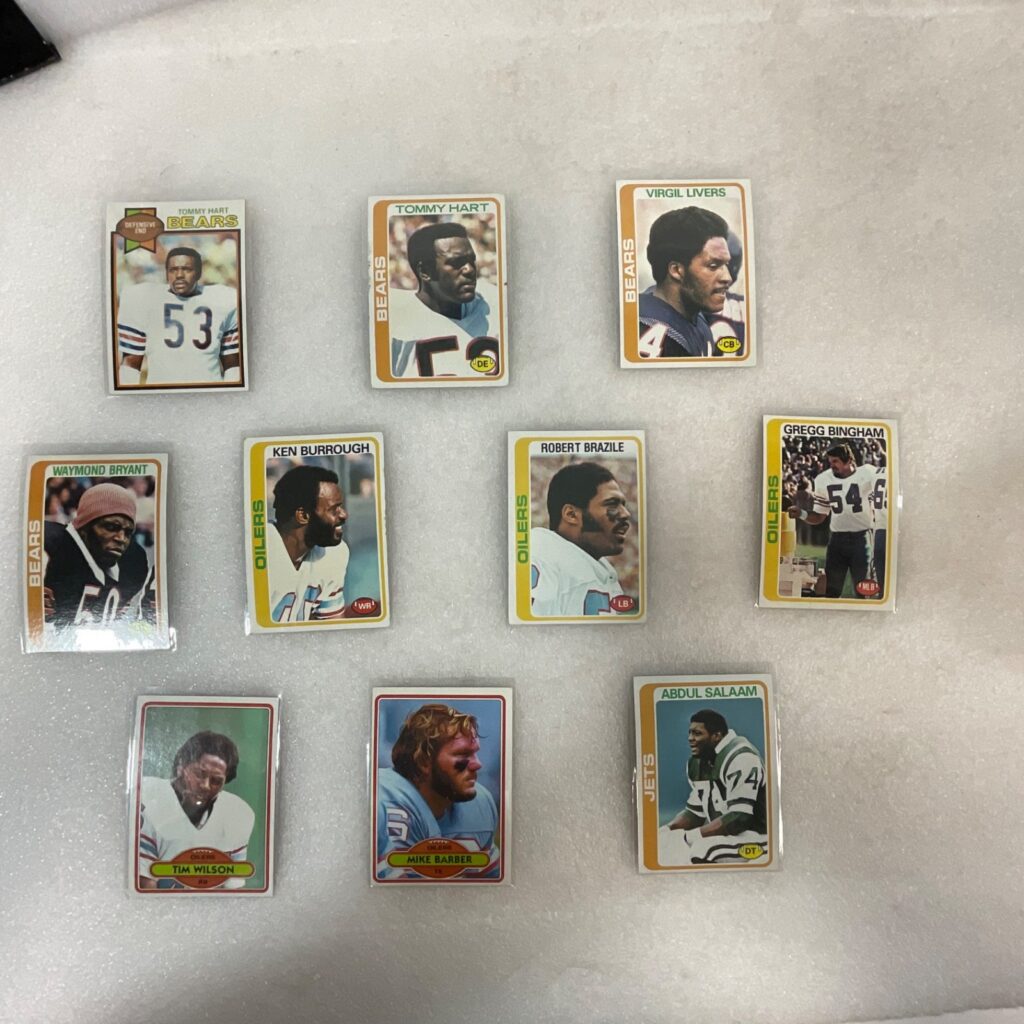 1978-80 Topps Football 10 Card Lot Bears Oilers Jets Brazile Hart - Image 1