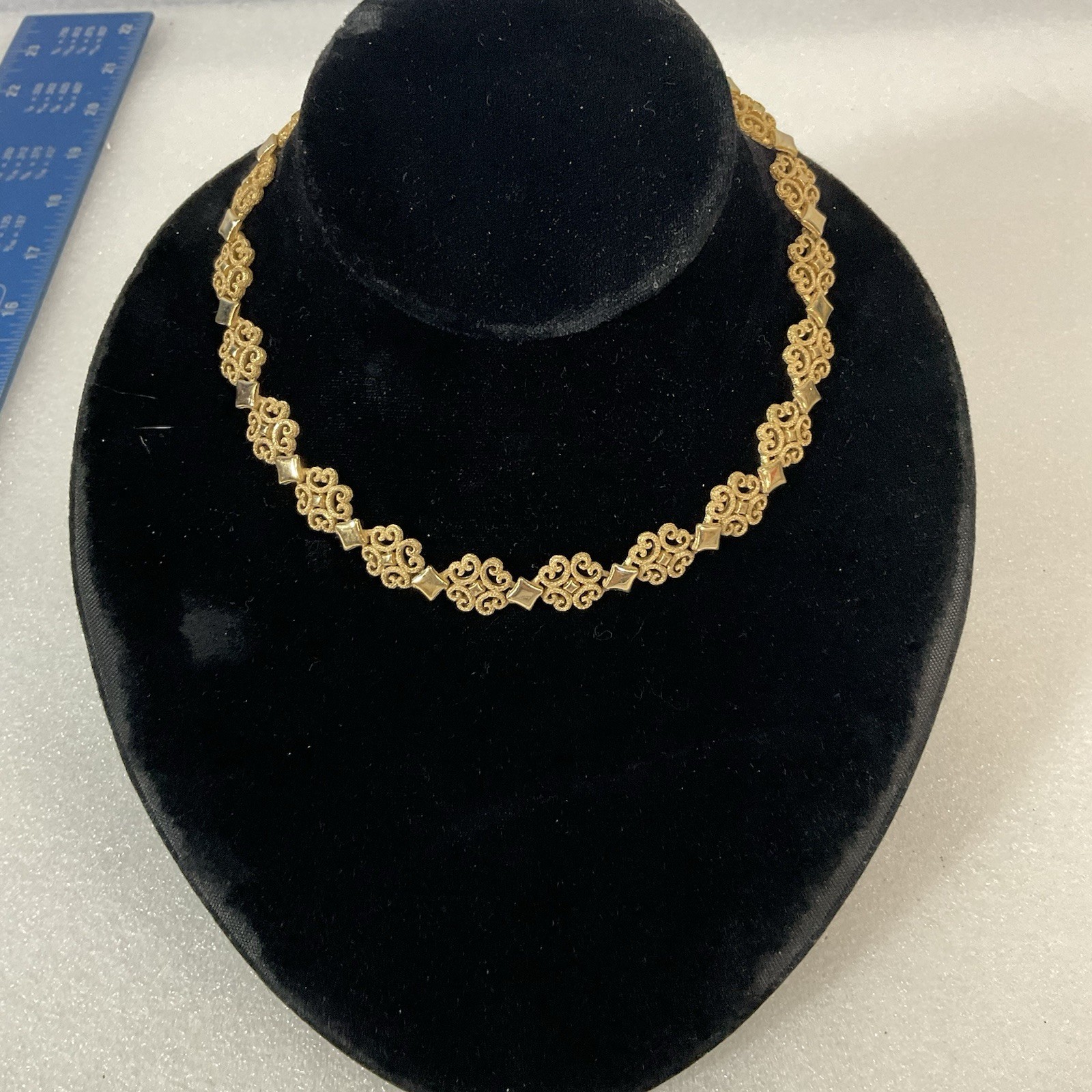 Vintage Avon Gold Toned Statement Chocker Necklace 14-16” - Image 2