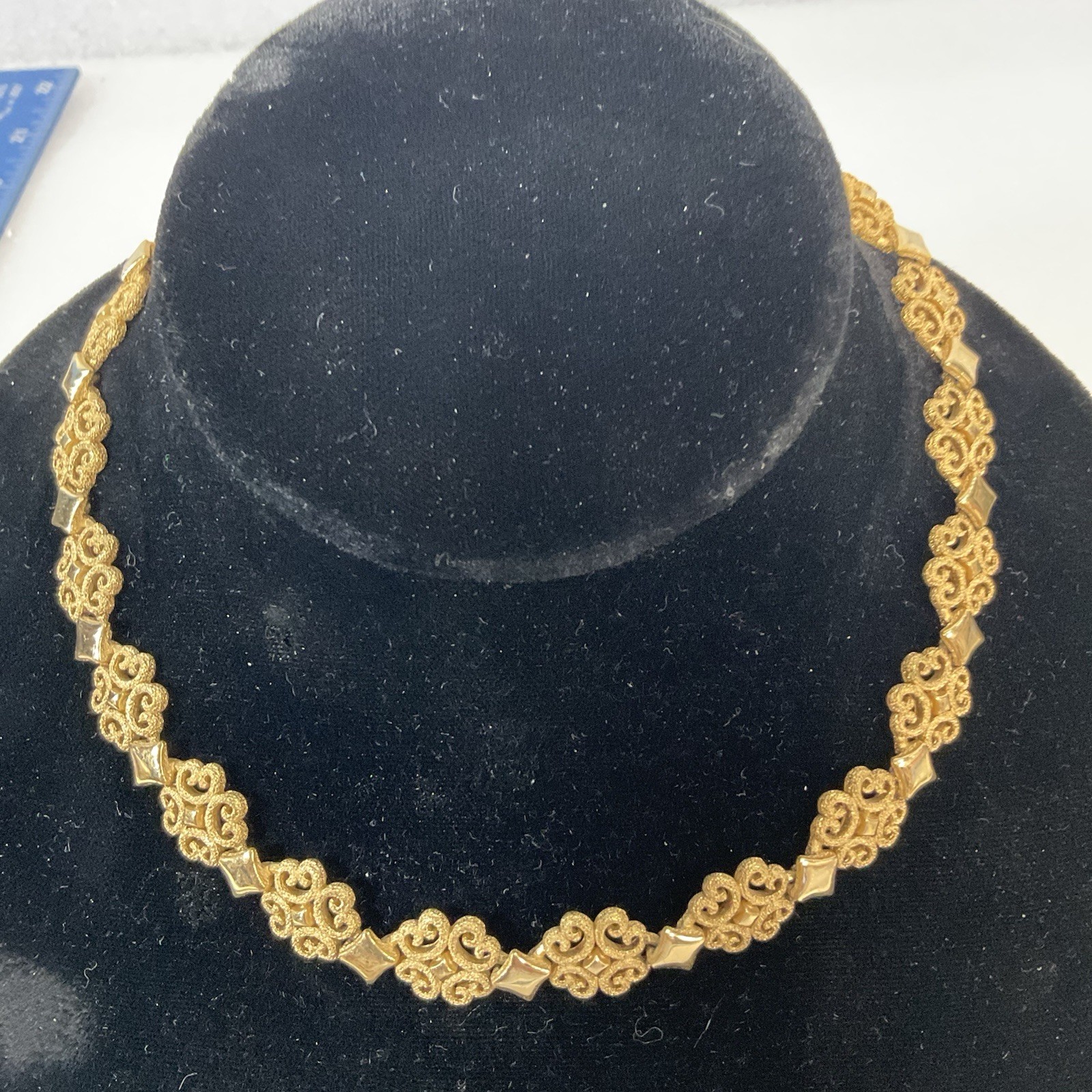 Vintage Avon Gold Toned Statement Chocker Necklace 14-16” - Image 1