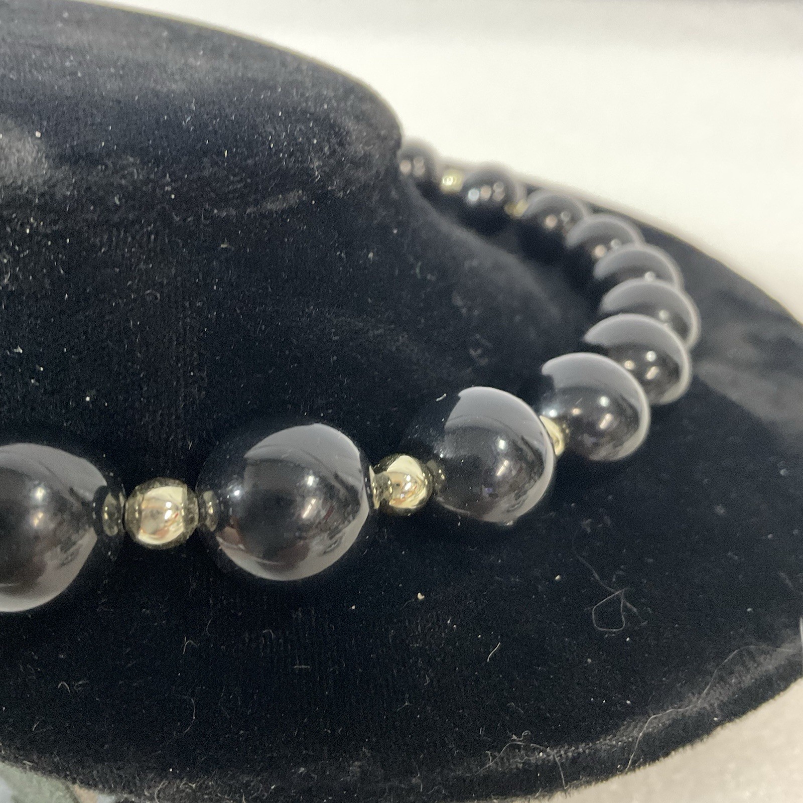 Large Black Bead & Accent Gold Tone Bead Statement 18” Necklace - Image 7