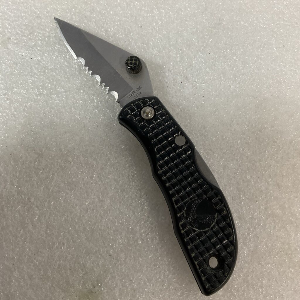 Mini 2” Combination Blade Pocket Knife - Image 1