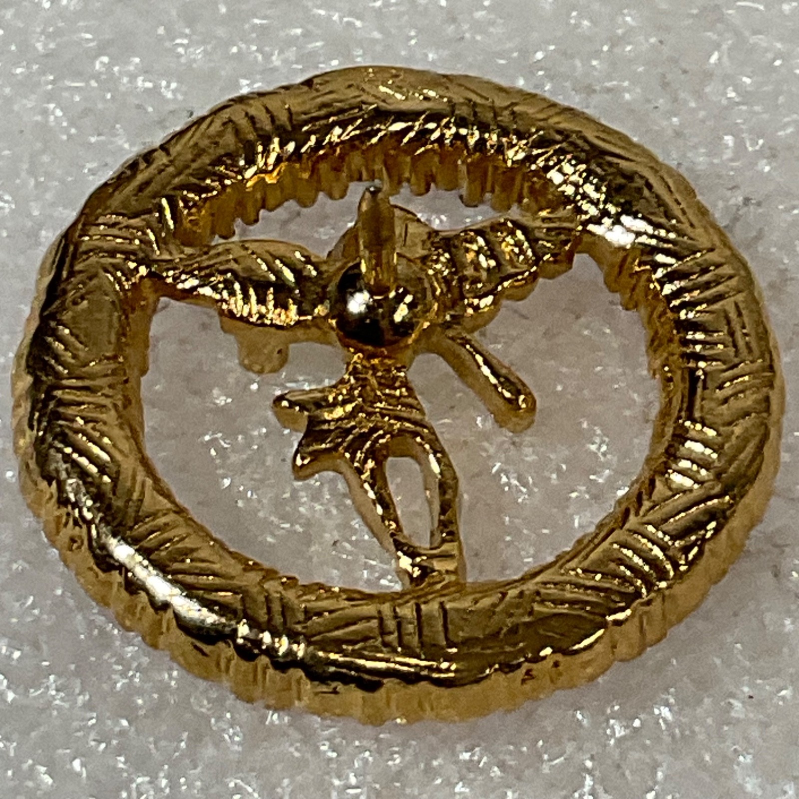 Vintage Gold Tone Cherub Angel Pin Brooch Pink Rhinestones Round Lapel Badge - Image 5