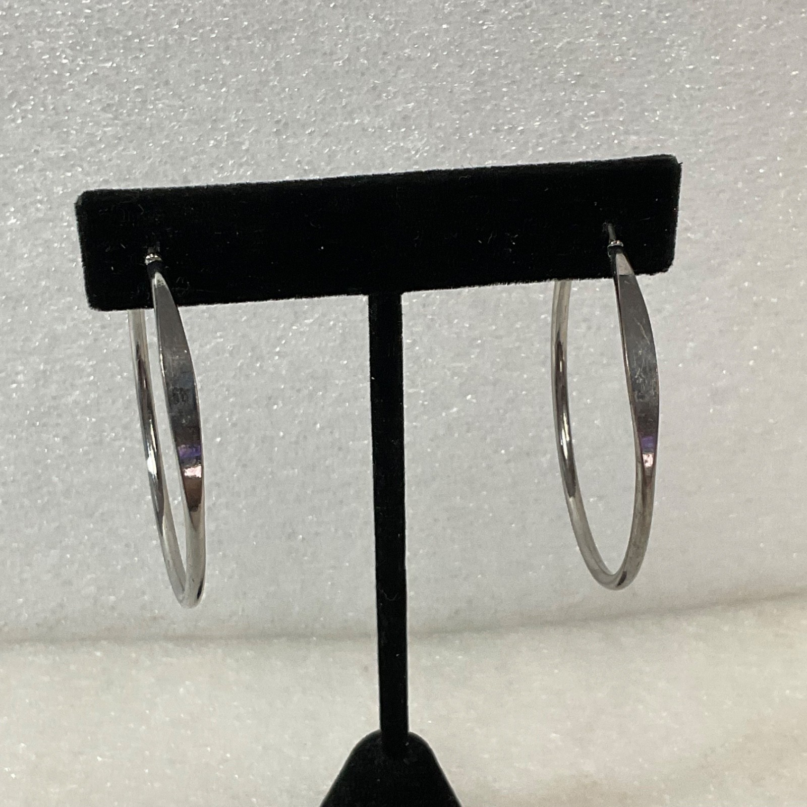 Silver Tone Hoop Earrings 1.75 in Latch Back Round Fashion Jewelry - Image 2