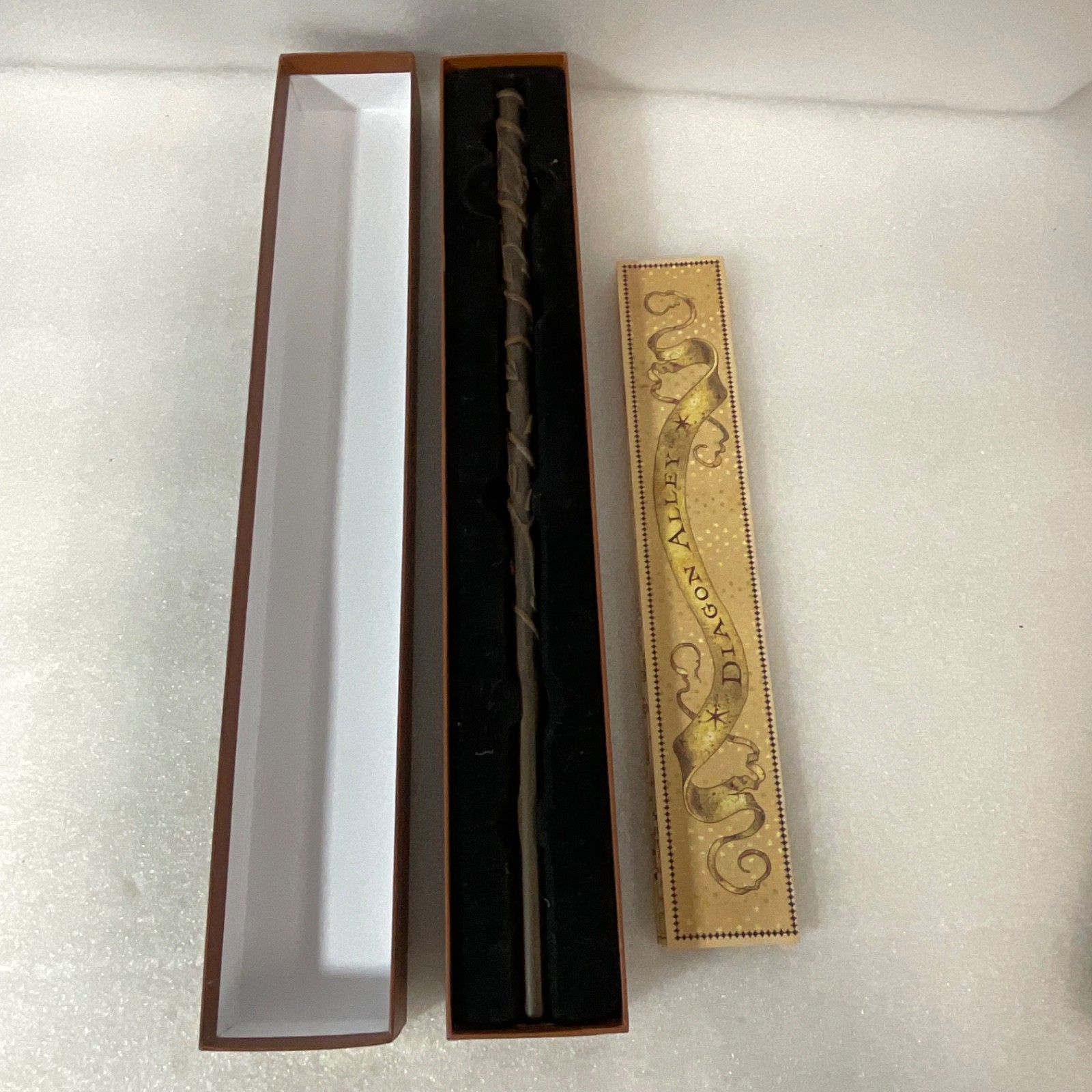 Hermione Granger Interactive Wand 14in Wizarding World Harry Potter Universal Bo - Image 1