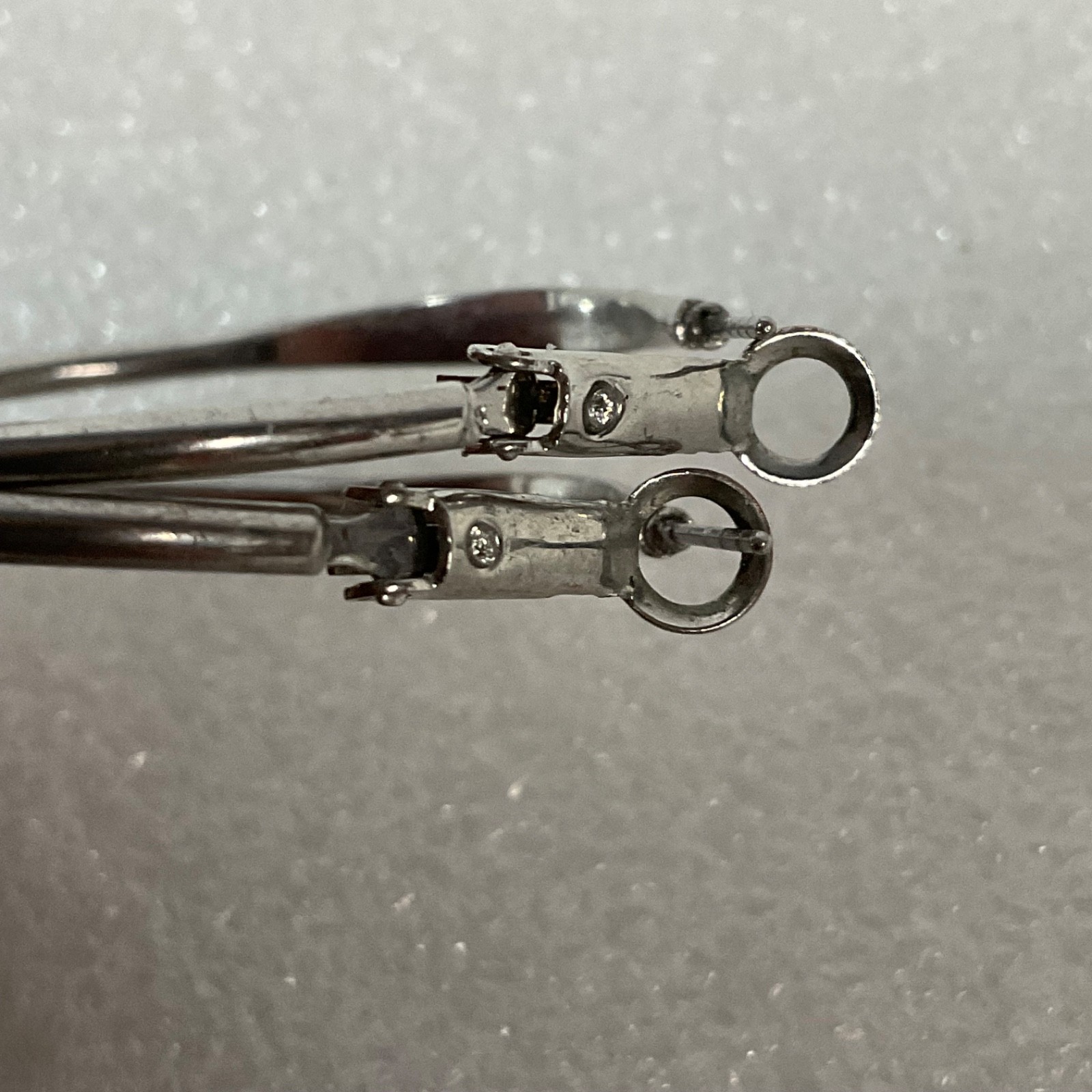 Silver Tone Hoop Earrings 1.75 in Latch Back Round Fashion Jewelry - Image 10