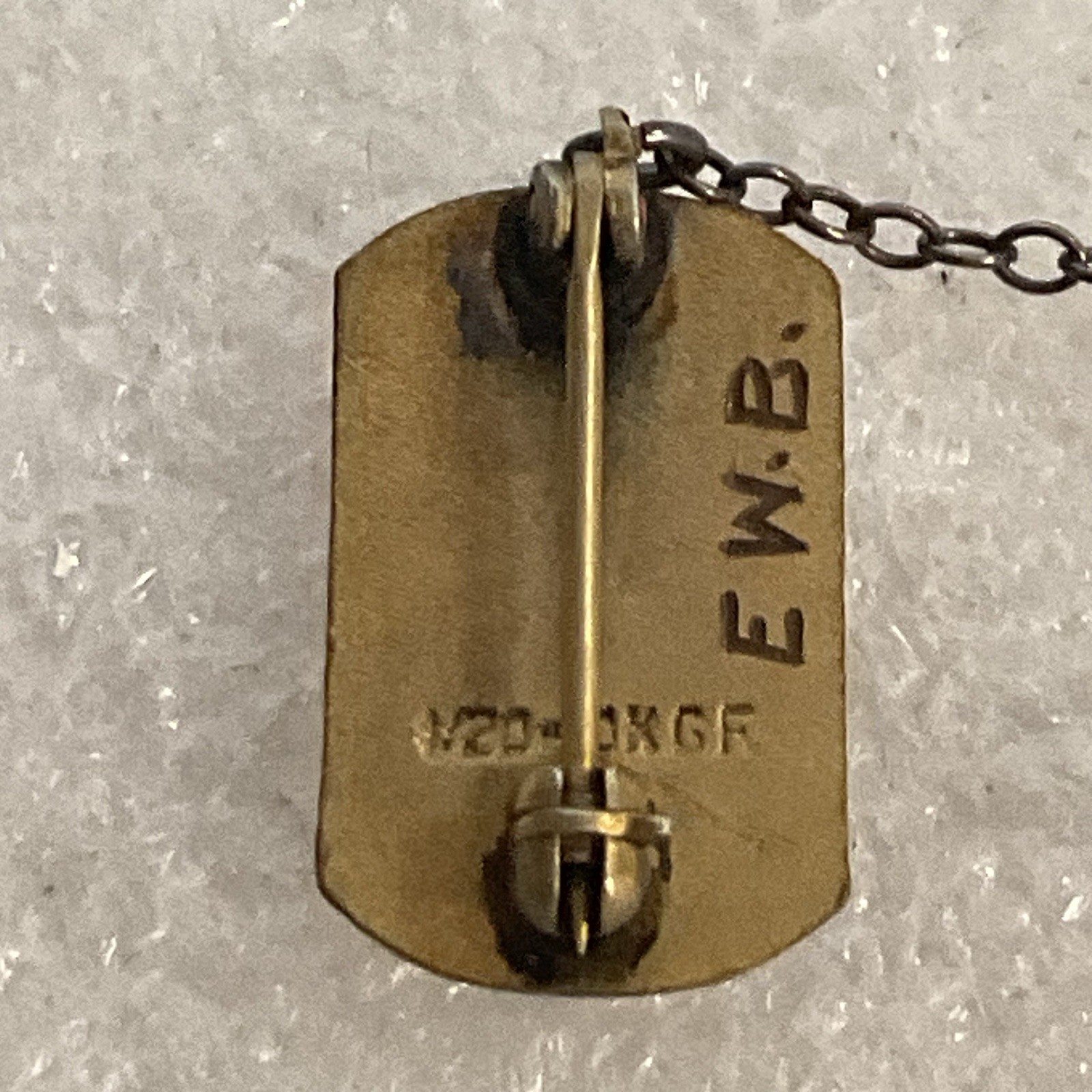 Woodrow Wilson Junior High School Wehawken NJ 1953 Gold Toned Pin & Chain EWB - Image 4