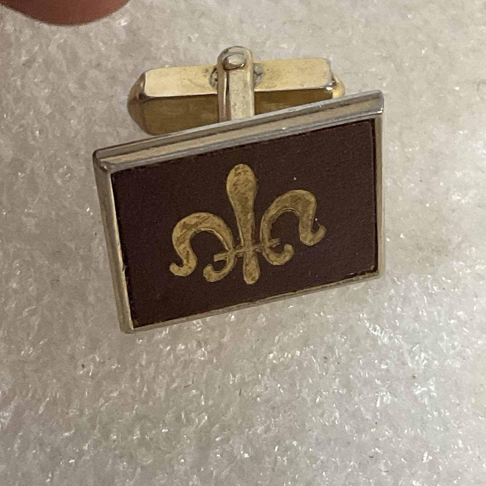 Swank Men Vintage Stamped Leather Feur De Lis Cuff Links Fashion Costume Jewelry - Image 12