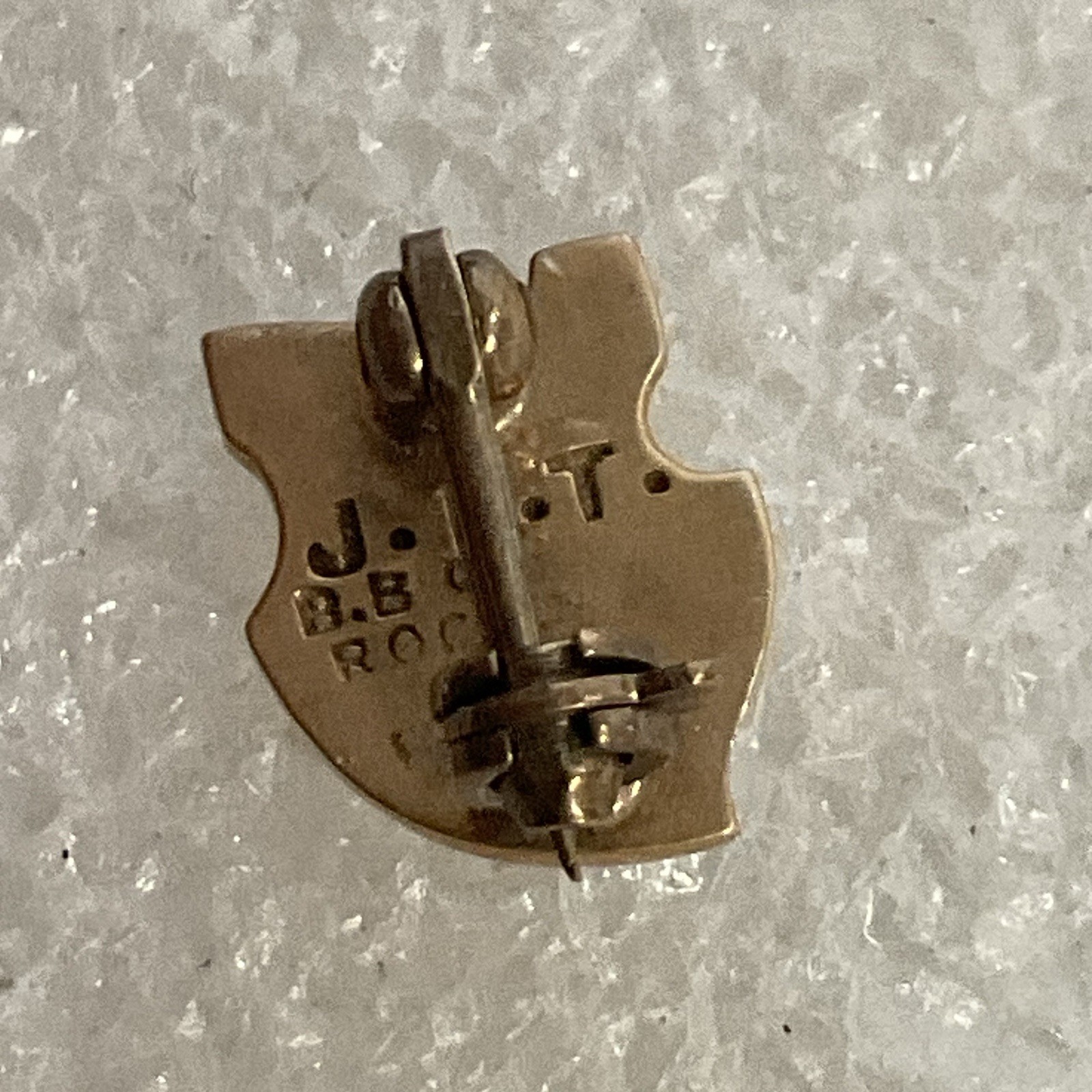 Vintage 1915 BHS 1/4” Shield Pin Pinback Engraved JLT BBC ROC On Back Gold Toned - Image 3