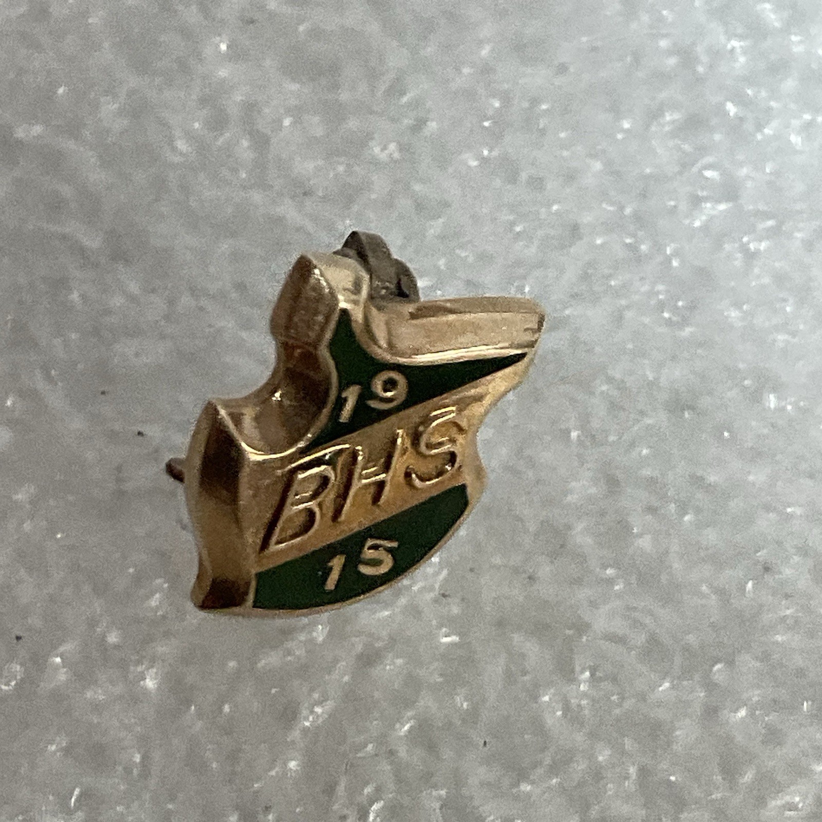 Vintage 1915 BHS 1/4” Shield Pin Pinback Engraved JLT BBC ROC On Back Gold Toned - Image 11