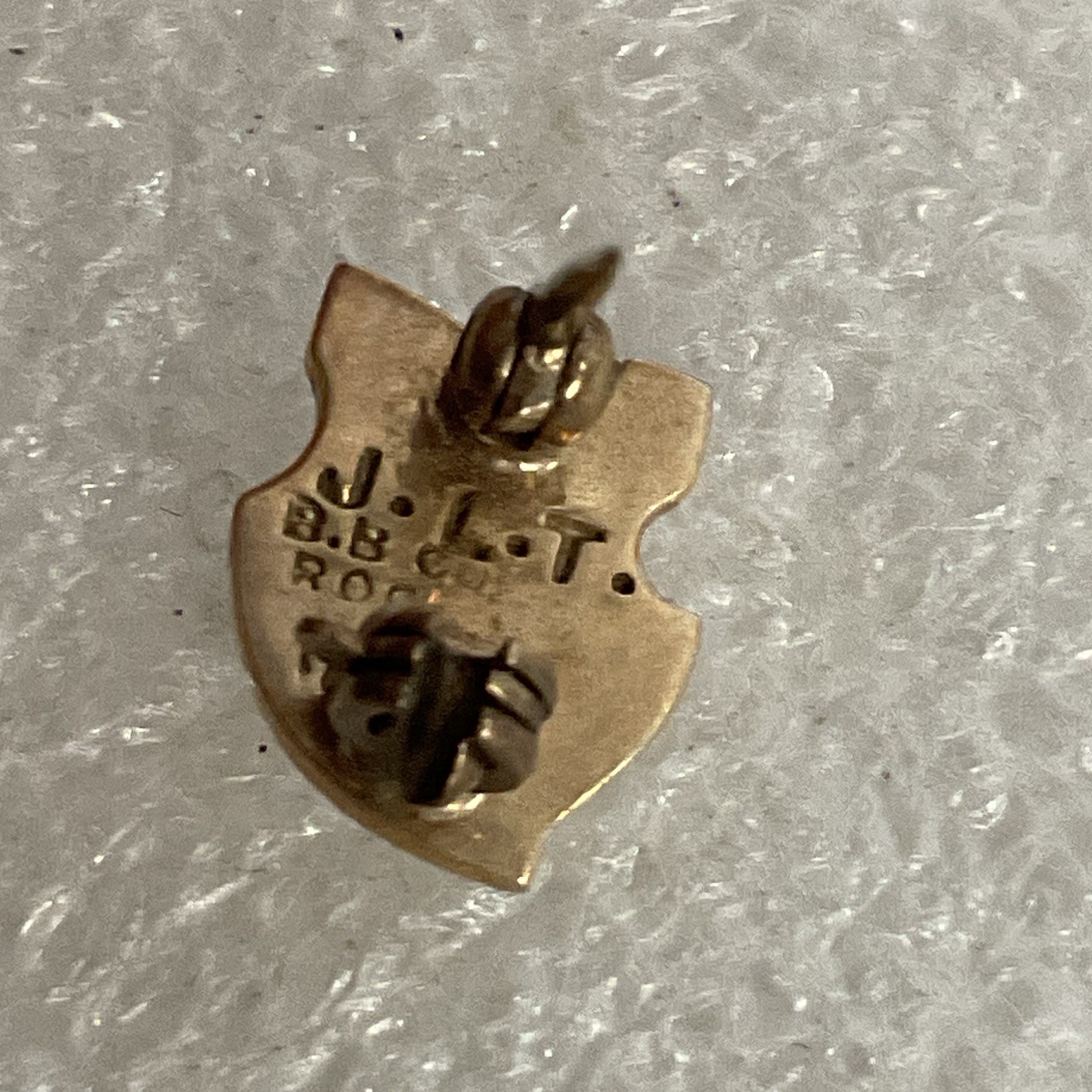 Vintage 1915 BHS 1/4” Shield Pin Pinback Engraved JLT BBC ROC On Back Gold Toned - Image 9