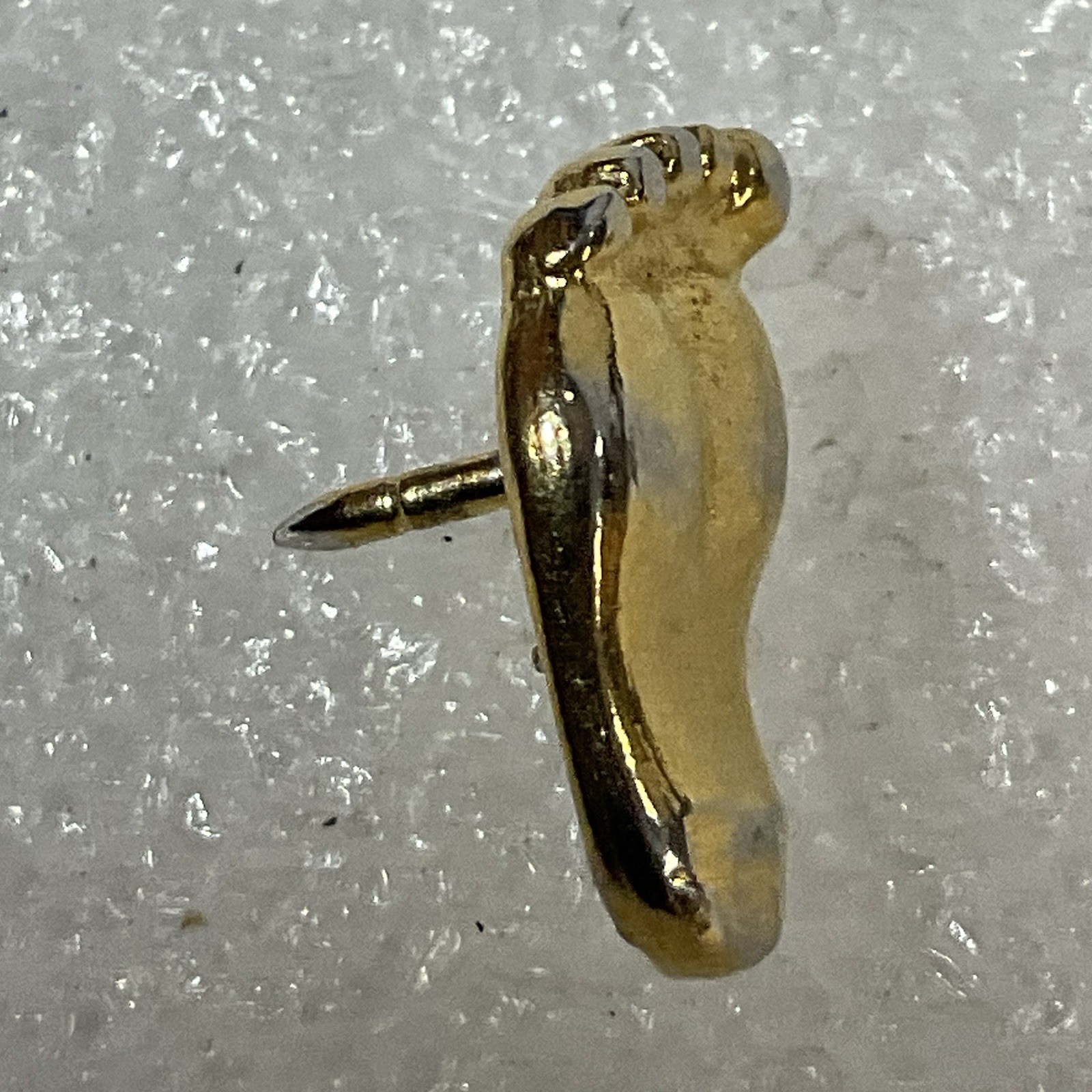 VTG Gold Toned Foot Print Foot Pin Pinback - Image 9